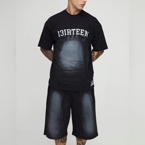 Boohooman Men’s Black Oversized Thirteen Spray Wash T-Shirt & Jort Set - Size XL